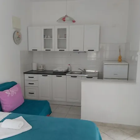 Lena * Šibenik