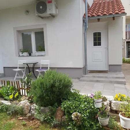 Lena Apartment